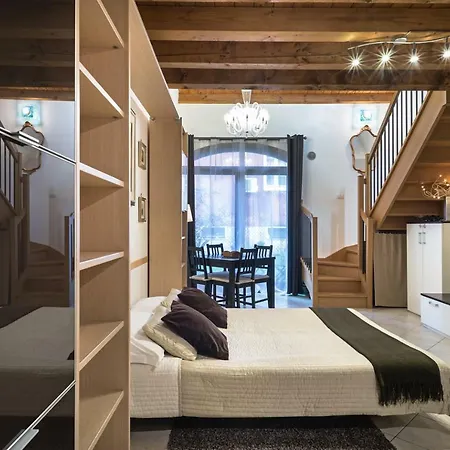 Duplex At The Entrance To 2 Bathroom And Terrace アパート ヴェネツィア